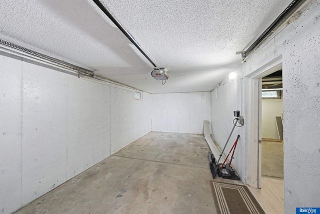 1664 SW 15 Street, Lincoln, NE 68522