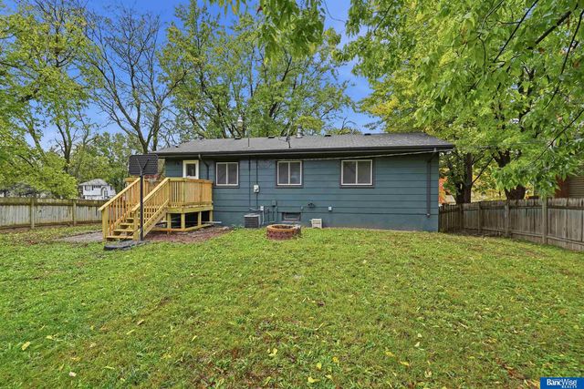 1664 SW 15 Street, Lincoln, NE 68522