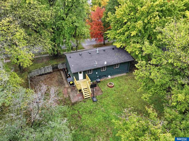 1664 SW 15 Street, Lincoln, NE 68522