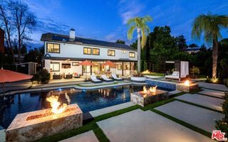29402 Deerview Court, Agoura Hills, CA 91301