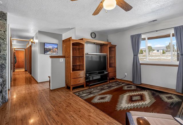 79 McCall Loop, Edgewood, NM 87015