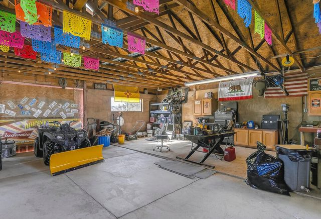 79 McCall Loop, Edgewood, NM 87015