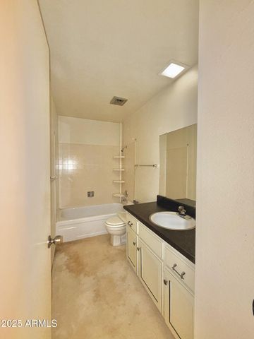 1032 E LAGUNA Drive, Tempe, AZ 85282