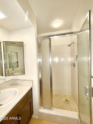 1032 E LAGUNA Drive, Tempe, AZ 85282