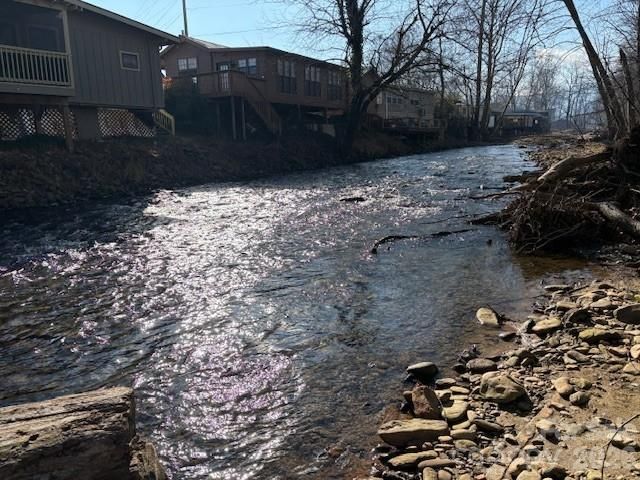 129 Mallard Loop, Waynesville, NC 28785