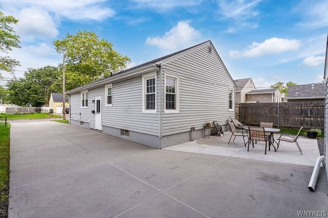 543 78th Street, Niagara Falls, NY 14304
