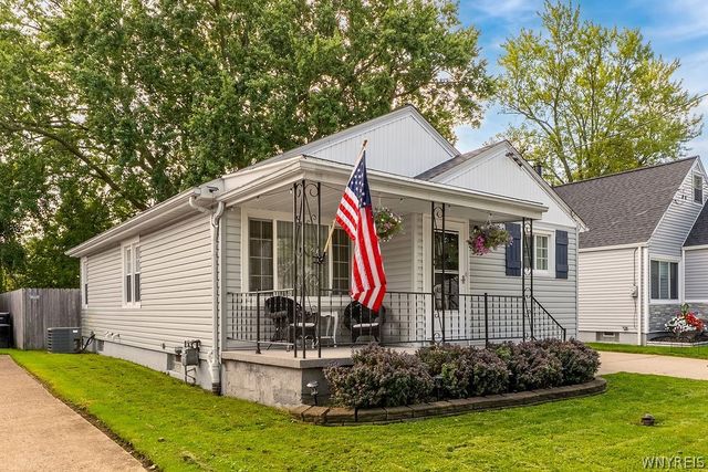 543 78th Street, Niagara Falls, NY 14304