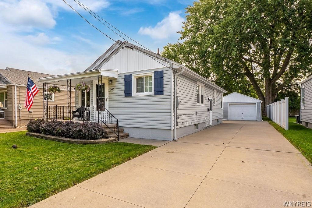 543 78th Street, Niagara Falls, NY 14304