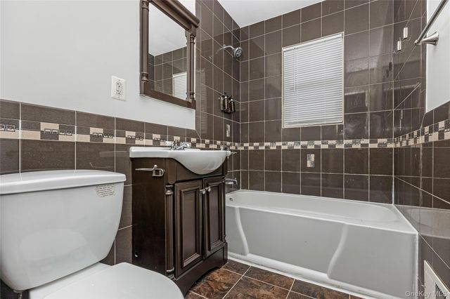 14670 Farmers Boulevard, Springfield Gardens, NY 11434