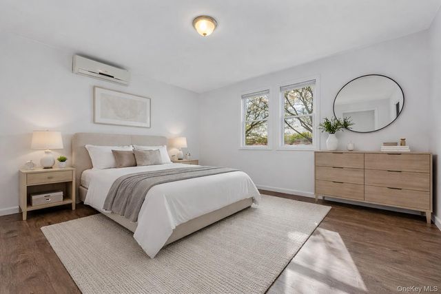 14670 Farmers Boulevard, Springfield Gardens, NY 11434