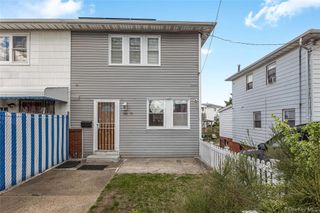 14670 Farmers Boulevard, Springfield Gardens, NY 11434