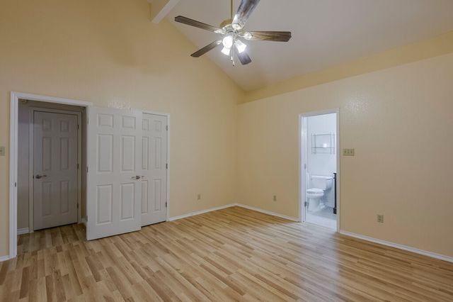211 Faircrest Drive, Arlington, TX 76018