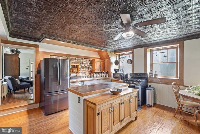 38863 RIDGE CT, Hamilton, VA 20158