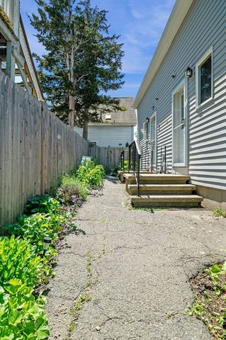 6 Lenox 1, Beverly, MA 01915