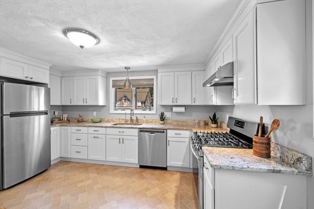 6 Lenox 1, Beverly, MA 01915