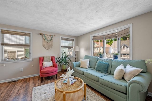 6 Lenox 1, Beverly, MA 01915