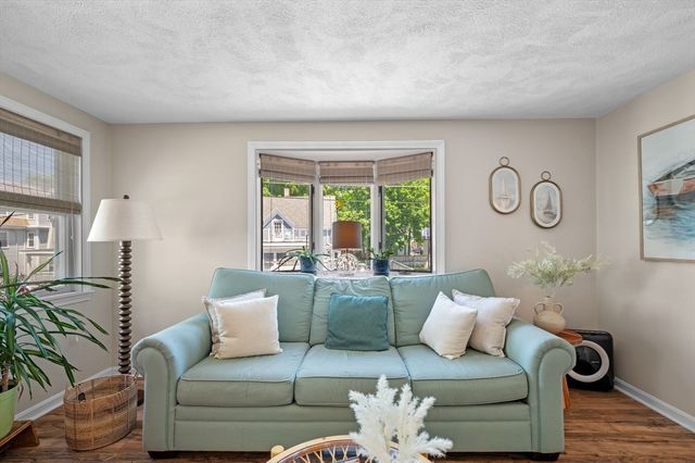 6 Lenox 1, Beverly, MA 01915