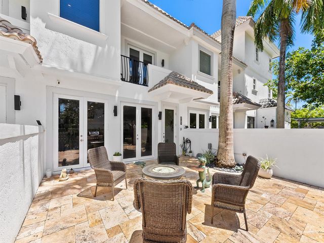 1806 NE 26th Avenue, Fort Lauderdale, FL 33305
