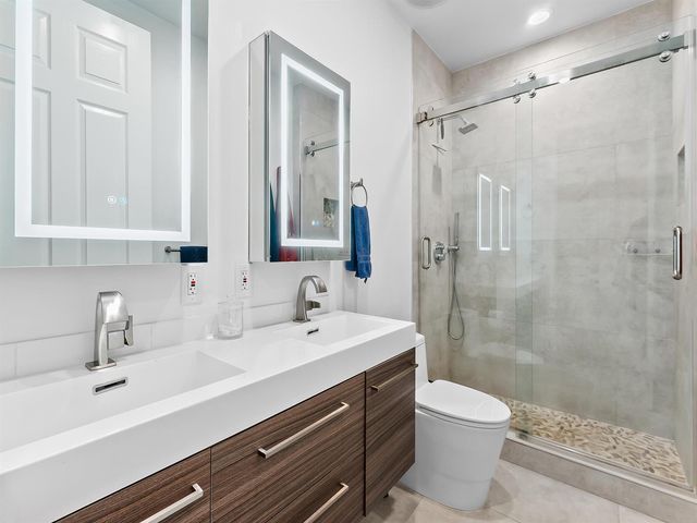 1806 NE 26th Avenue, Fort Lauderdale, FL 33305