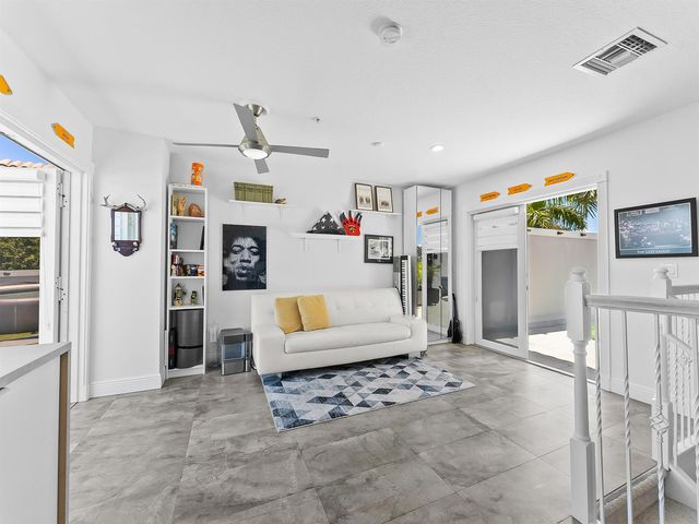 1806 NE 26th Avenue, Fort Lauderdale, FL 33305