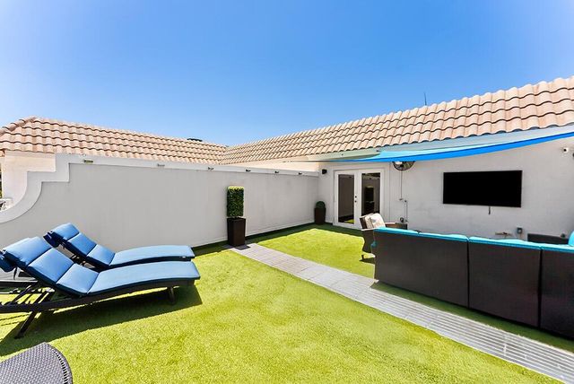 1806 NE 26th Avenue, Fort Lauderdale, FL 33305