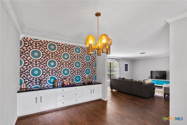2506 Bon Aire Avenue, Victoria, TX 77901