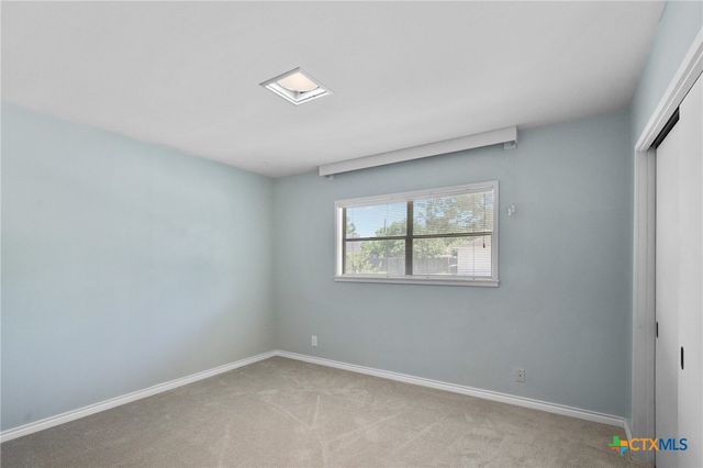 2506 Bon Aire Avenue, Victoria, TX 77901