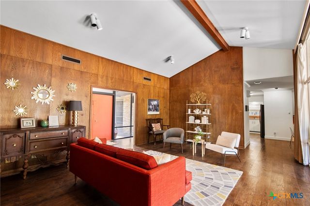 2506 Bon Aire Avenue, Victoria, TX 77901