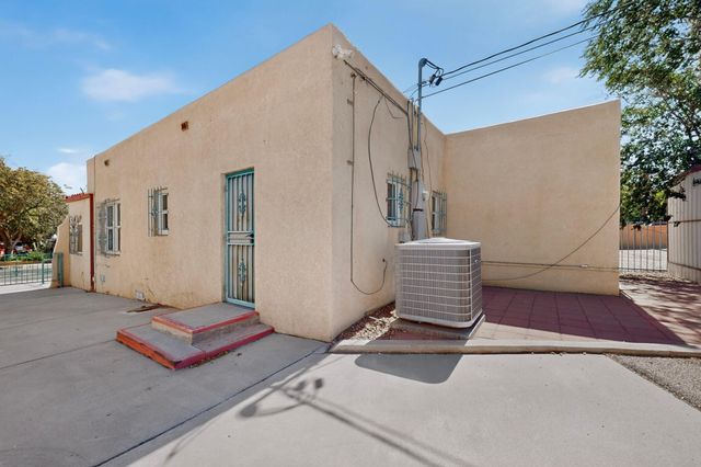 3612 Campus Boulevard NE, Albuquerque, NM 87106