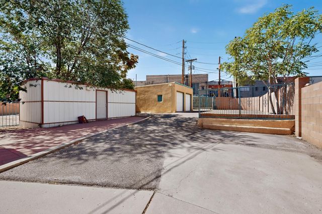 3612 Campus Boulevard NE, Albuquerque, NM 87106