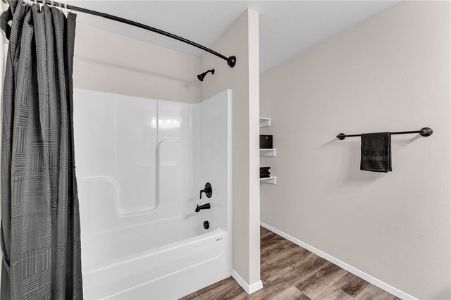 387 Cooper Street, Huntsville, AR 72740