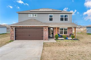 387 Cooper Street, Huntsville, AR 72740