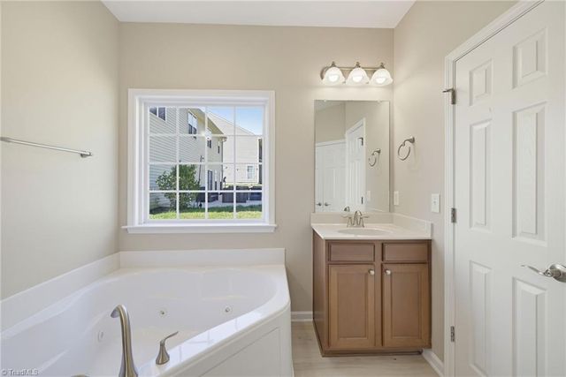 5204 Helsley Court, Summerfield, NC 27358