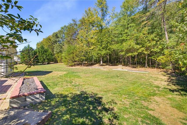5204 Helsley Court, Summerfield, NC 27358
