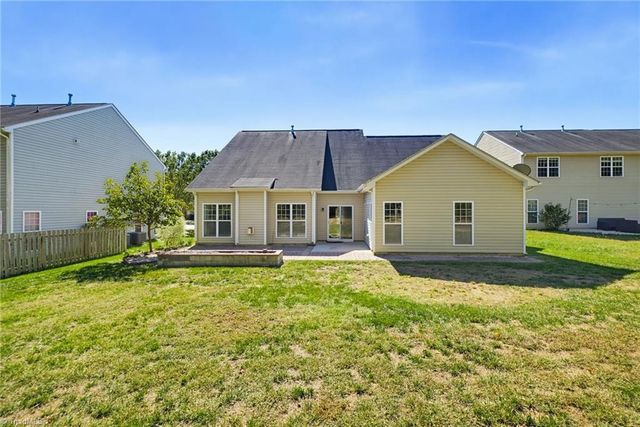 5204 Helsley Court, Summerfield, NC 27358