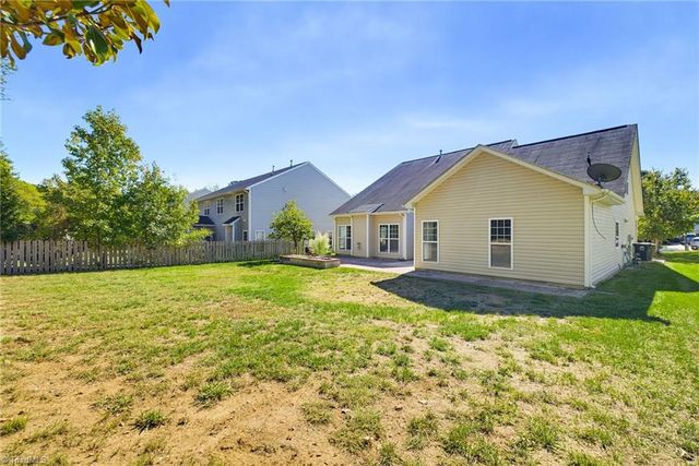5204 Helsley Court, Summerfield, NC 27358