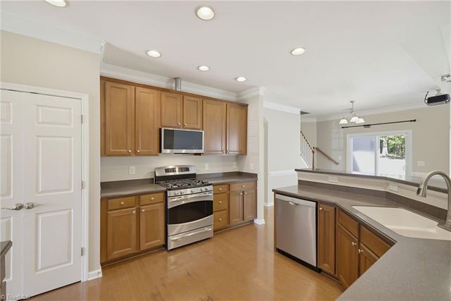 5204 Helsley Court, Summerfield, NC 27358