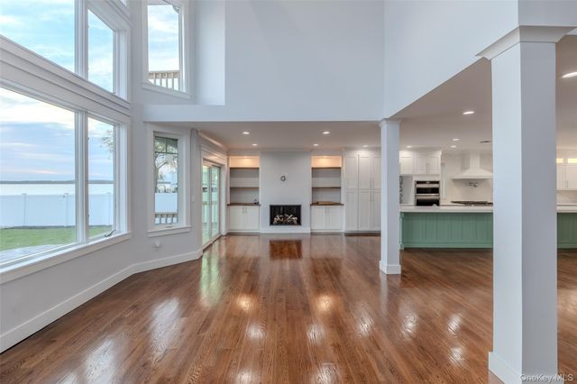 72 Grandview Drive, Shirley, NY 11967