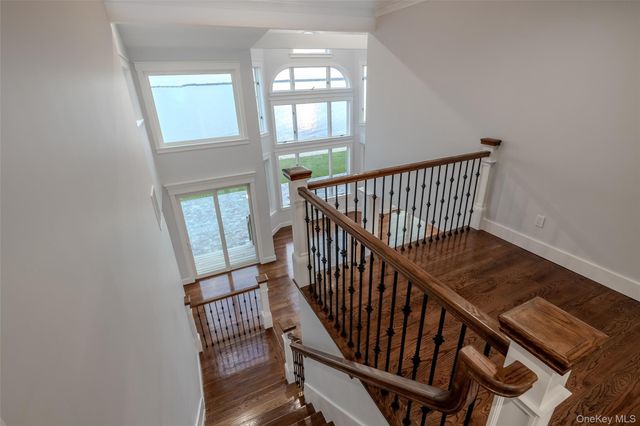 72 Grandview Drive, Shirley, NY 11967