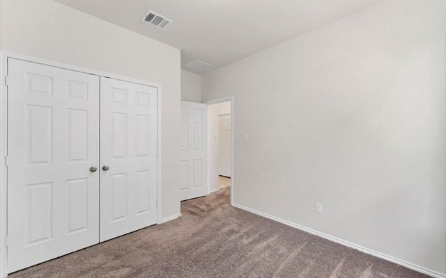 229 Kennicott DR, Kyle, TX 78640