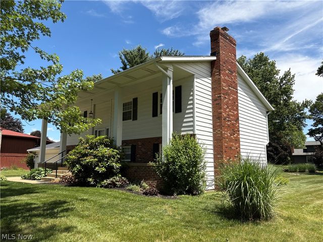 4491 Merlin Drive, Uniontown, OH 44685