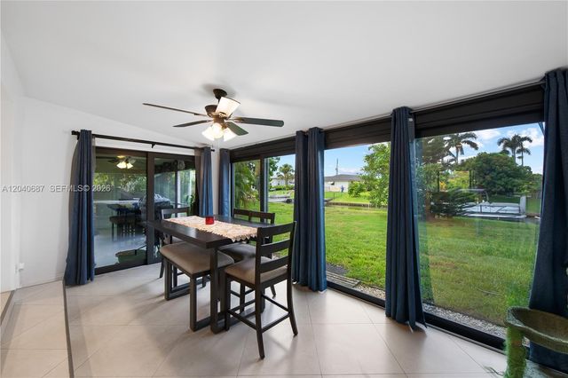6839 Tradewind Way, Lake Worth, FL 33462