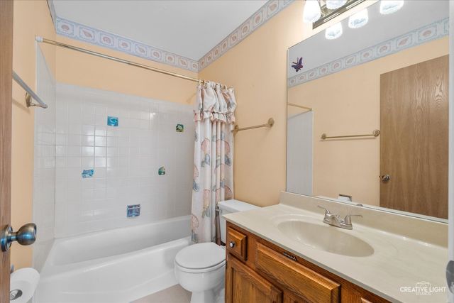 778 Village Road, Crystal Lake, IL 60014