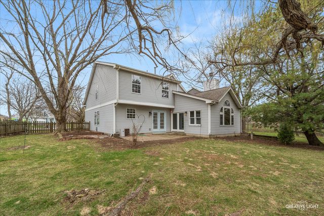 778 Village Road, Crystal Lake, IL 60014