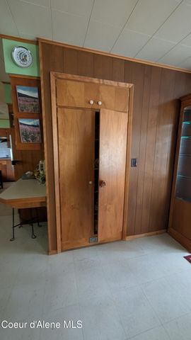 3176 Porthill Loop, Bonners Ferry, ID 83805