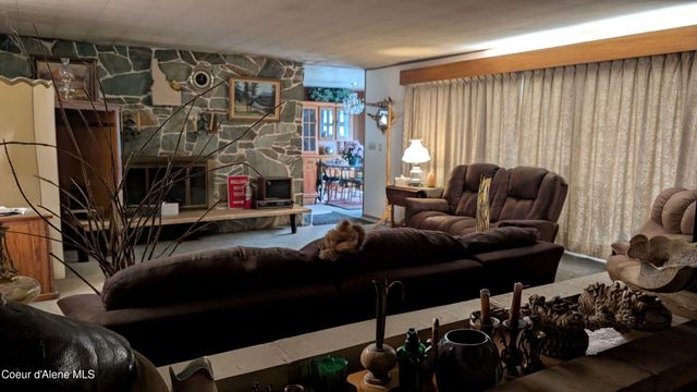 3176 Porthill Loop, Bonners Ferry, ID 83805