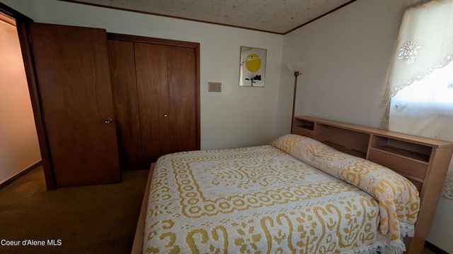 3176 Porthill Loop, Bonners Ferry, ID 83805