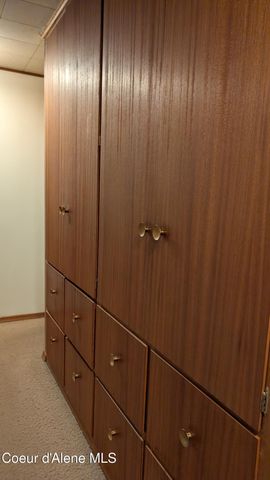 3176 Porthill Loop, Bonners Ferry, ID 83805