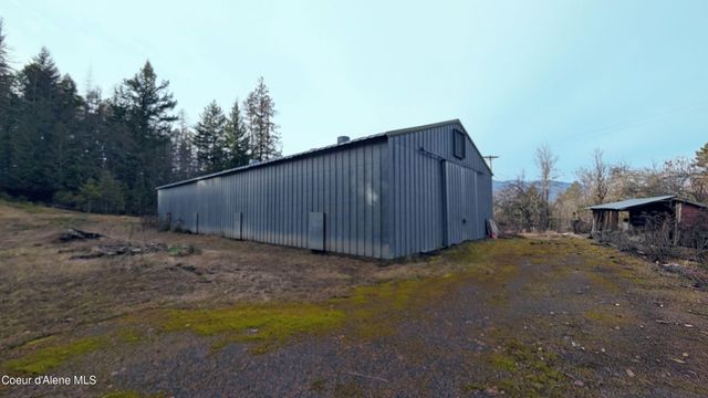 3176 Porthill Loop, Bonners Ferry, ID 83805