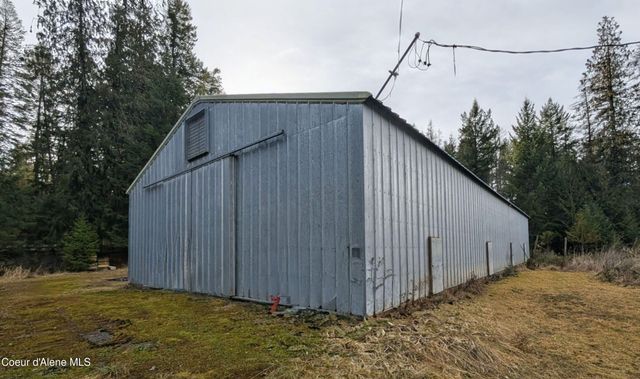 3176 Porthill Loop, Bonners Ferry, ID 83805